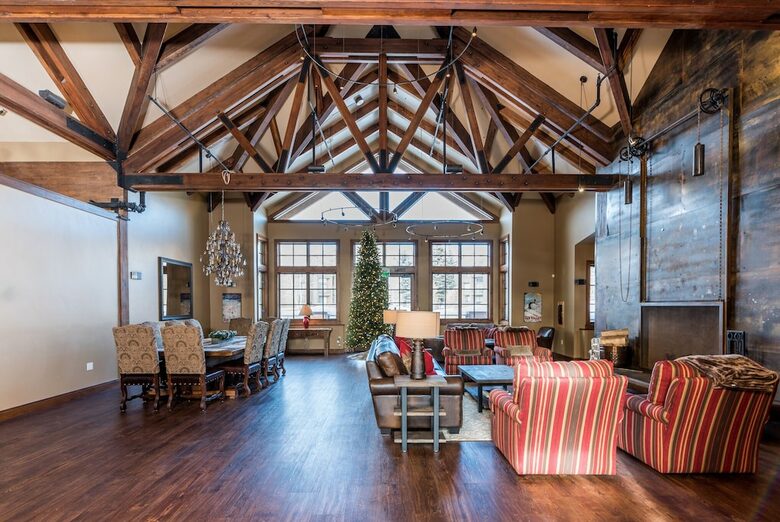 Stunning Sun Valley Luxury Home - Sun Valley, Idaho