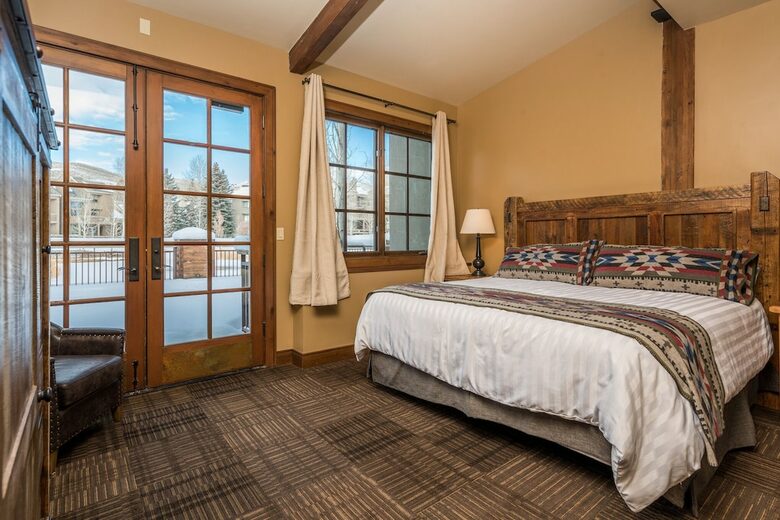 Stunning Sun Valley Luxury Home - Sun Valley, Idaho