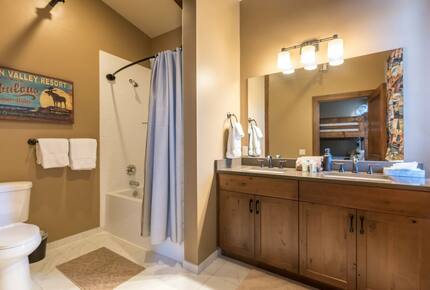 Stunning Sun Valley Luxury Home - Sun Valley, Idaho