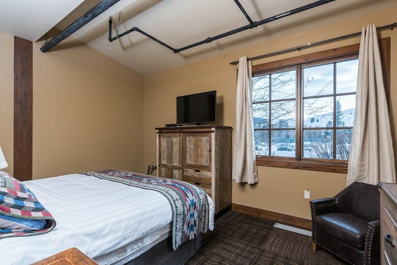 Stunning Sun Valley Luxury Home - Sun Valley, Idaho