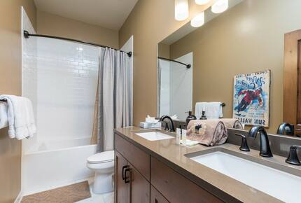 Stunning Sun Valley Luxury Home - Sun Valley, Idaho