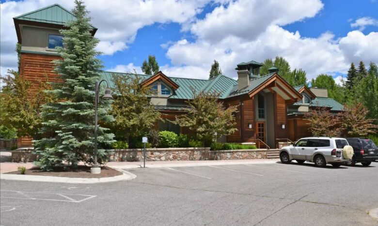 Stunning Sun Valley Luxury Home - Sun Valley, Idaho