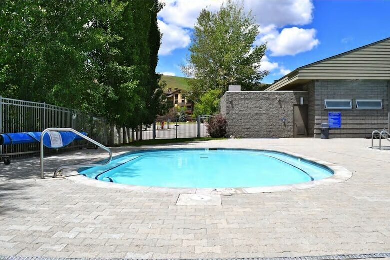 Stunning Sun Valley Luxury Home - Sun Valley, Idaho