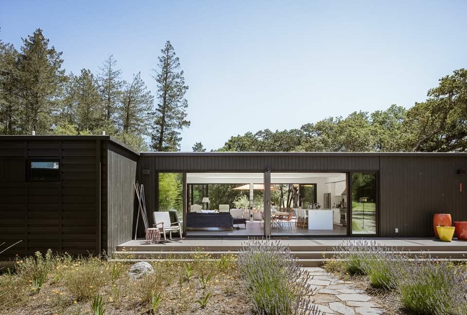 Sonoma Valley Modern Retreat - Kenwood, California