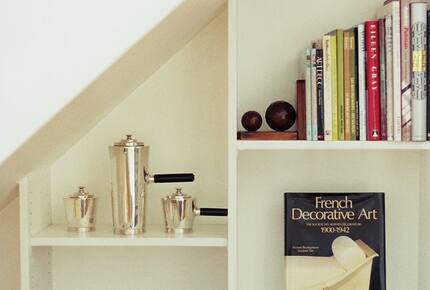 Passy Trocadero Townhome: Private Entrance - Paris, France