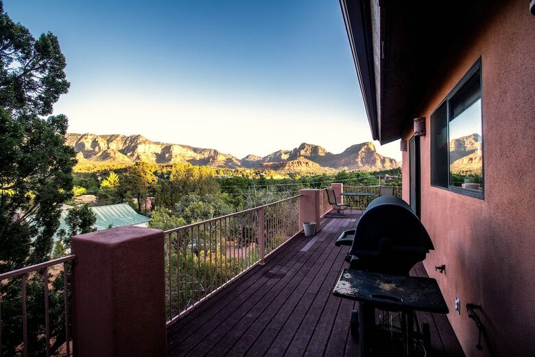 Desert Getaway Panoramic Red Rock Views - Sedona, Arizona
