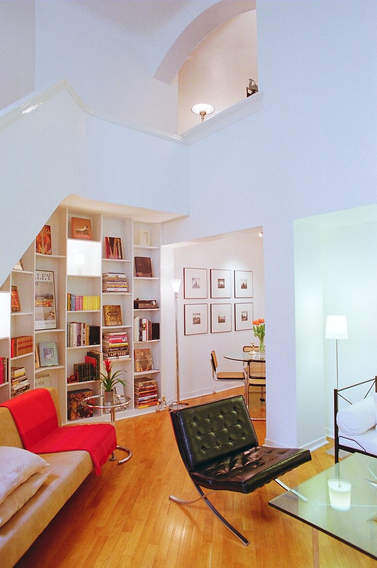 Passy Trocadero Townhome: Private Entrance - Paris, France