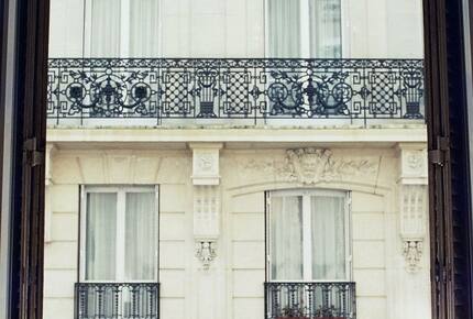 Passy Trocadero Townhome: Private Entrance - Paris, France