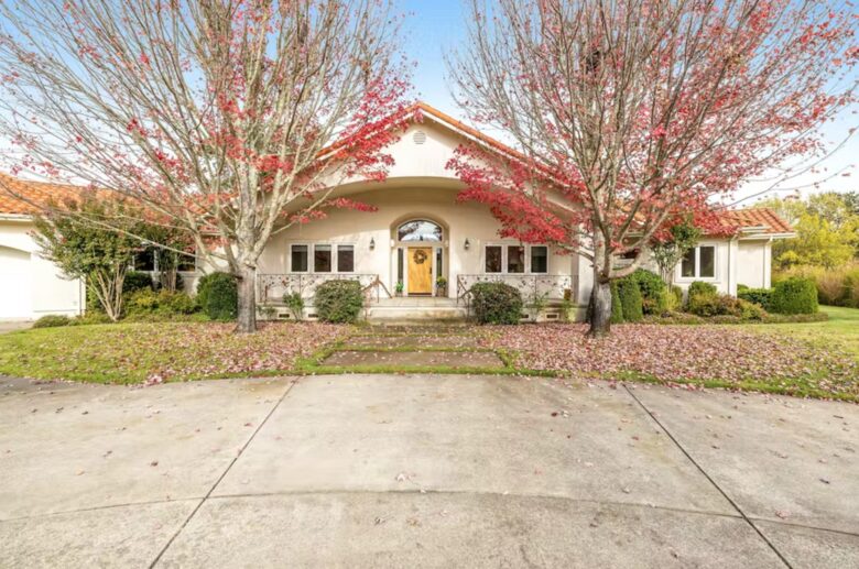 Wine Country Vineyard Estate - Kenwood, California