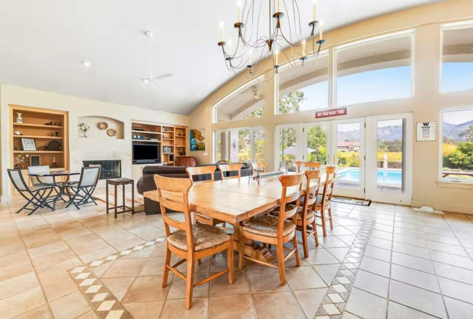 Wine Country Vineyard Estate - Kenwood, California