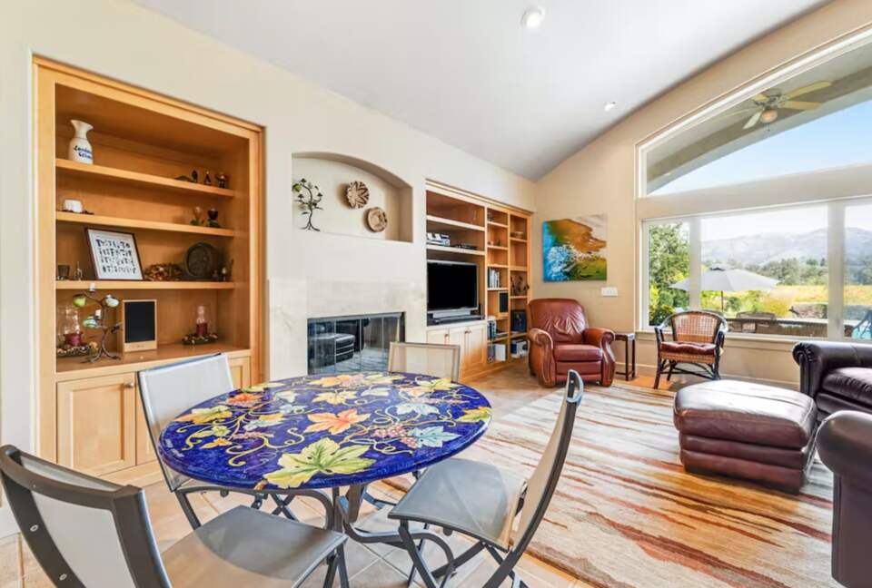 Wine Country Vineyard Estate - Kenwood, California