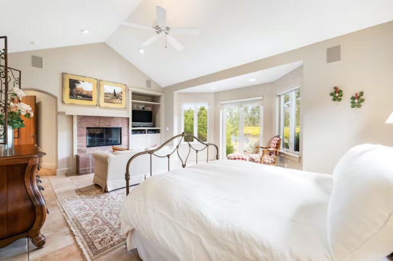 Wine Country Vineyard Estate - Kenwood, California