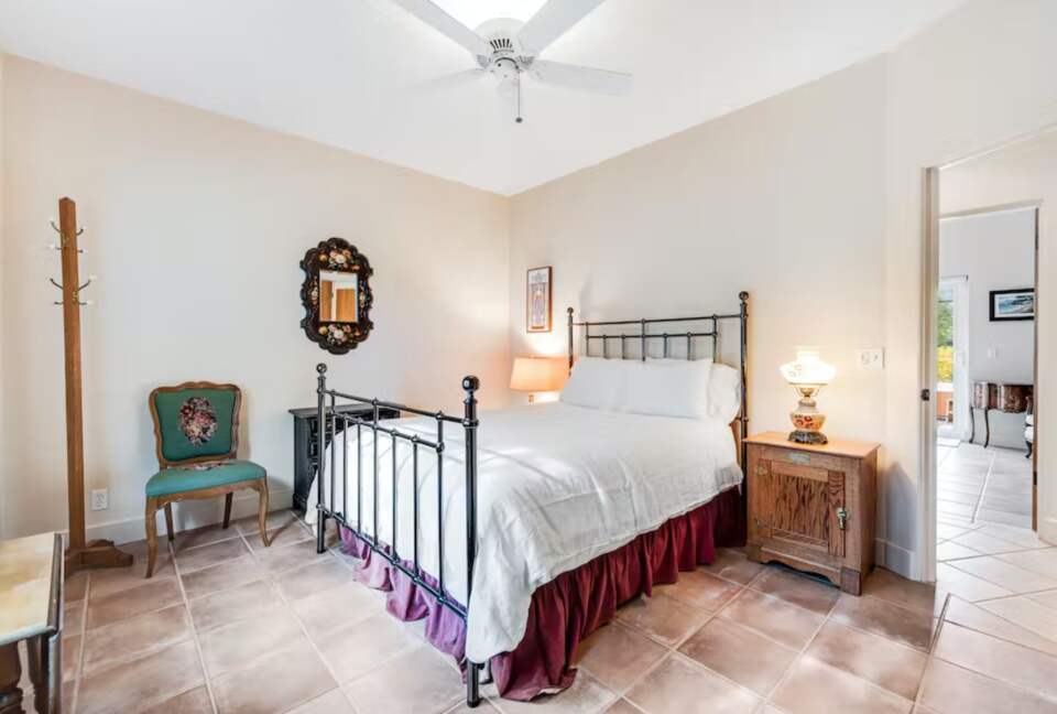 Wine Country Vineyard Estate - Kenwood, California