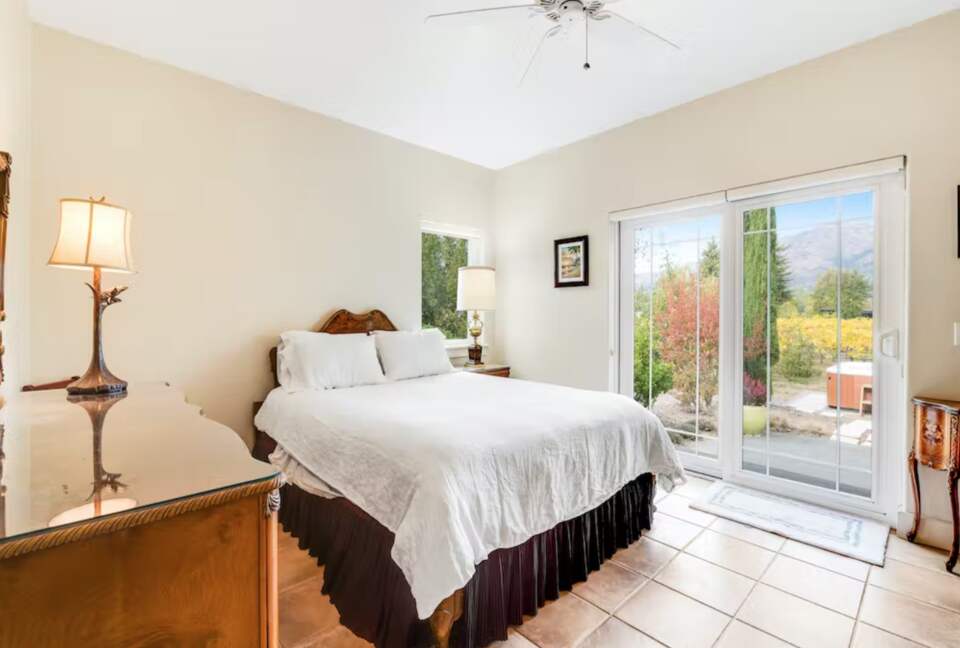 Wine Country Vineyard Estate - Kenwood, California