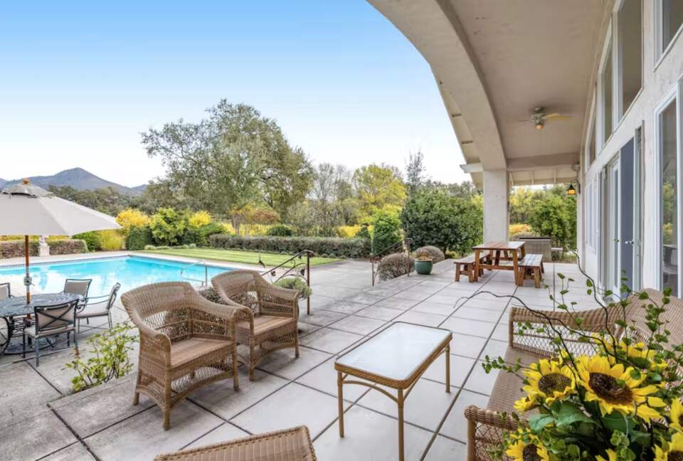 Wine Country Vineyard Estate - Kenwood, California