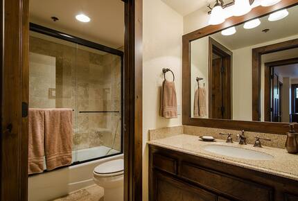 Deer Valley Luxury | Ski-In/ Ski-Out Chalet with Mountain Views - Park City, Utah