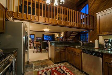 Deer Valley Luxury | Ski-In/ Ski-Out Chalet with Mountain Views - Park City, Utah