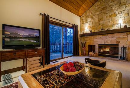 Deer Valley Luxury | Ski-In/ Ski-Out Chalet with Mountain Views - Park City, Utah