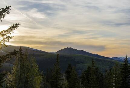 Deer Valley Luxury | Ski-In/ Ski-Out Chalet with Mountain Views - Park City, Utah