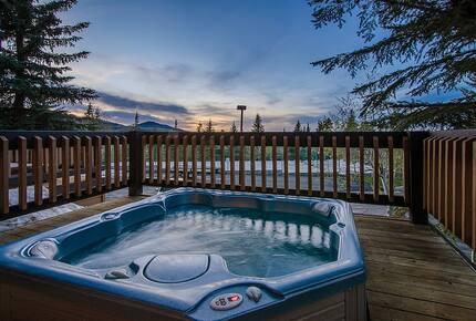 Deer Valley Luxury | Ski-In/ Ski-Out Chalet with Mountain Views - Park City, Utah