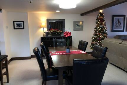 Deer Valley Luxury | Ski-In/ Ski-Out Chalet with Mountain Views - Park City, Utah