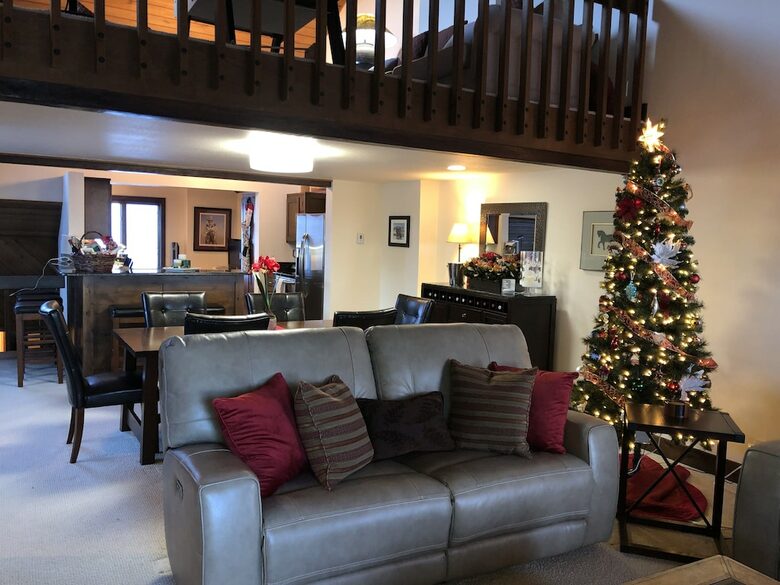 Deer Valley Luxury | Ski-In/ Ski-Out Chalet with Mountain Views - Park City, Utah