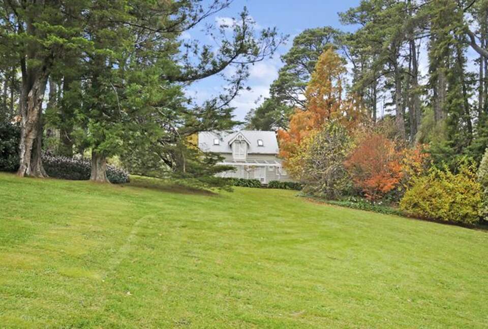 Carramar Coach House, Blue Mountains National Park - Wentworth Falls, Australia