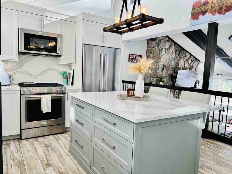 North Muskoka Lakefront Cottage | With a Sandy Beach and Fishing - Kearney, Canada