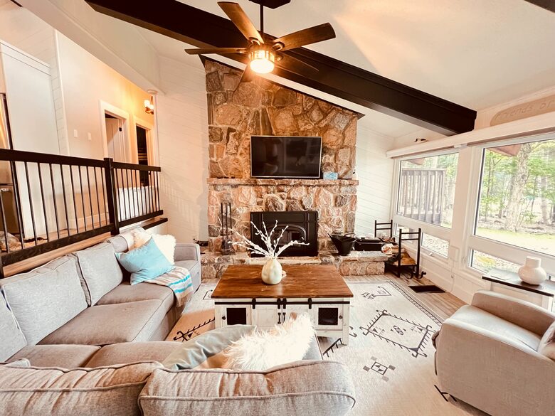 North Muskoka Lakefront Cottage | With a Sandy Beach and Fishing - Kearney, Canada