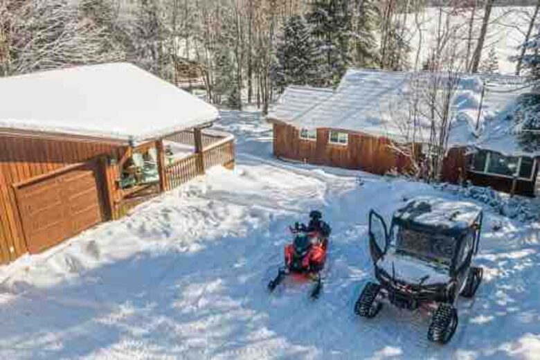 North Muskoka Lakefront Cottage | With a Sandy Beach and Fishing - Kearney, Canada