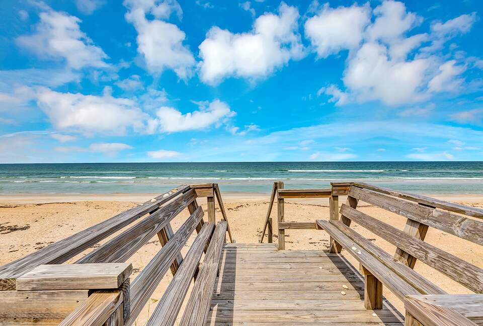 Family Friendly Beachfront Oasis - New Smyrna Beach, Florida