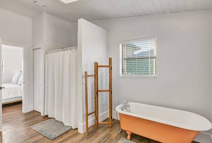 Family Friendly Beachfront Oasis - New Smyrna Beach, Florida