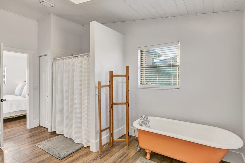 Family Friendly Beachfront Oasis - New Smyrna Beach, Florida