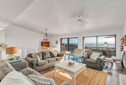 Family Friendly Beachfront Oasis - New Smyrna Beach, Florida