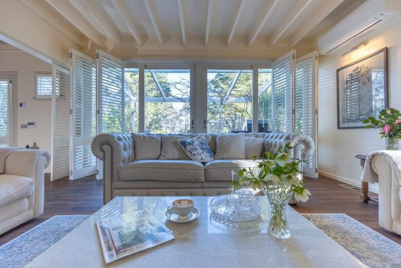 Carramar Coach House, Blue Mountains National Park - Wentworth Falls, Australia