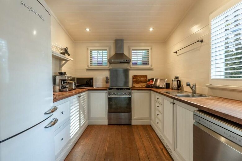 Carramar Coach House, Blue Mountains National Park - Wentworth Falls, Australia