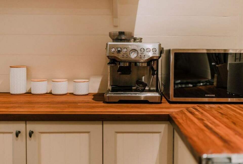 Carramar Coach House, Blue Mountains National Park - Wentworth Falls, Australia