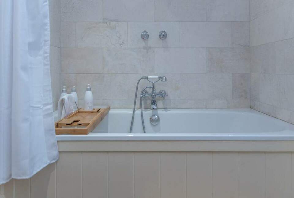 Carramar Coach House, Blue Mountains National Park - Wentworth Falls, Australia