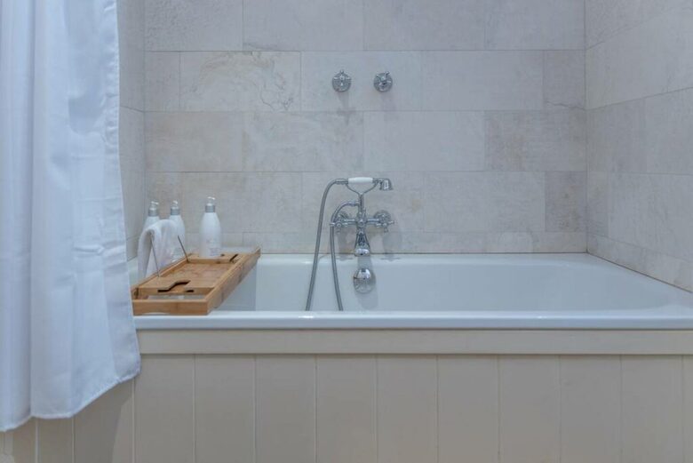 Carramar Coach House, Blue Mountains National Park - Wentworth Falls, Australia