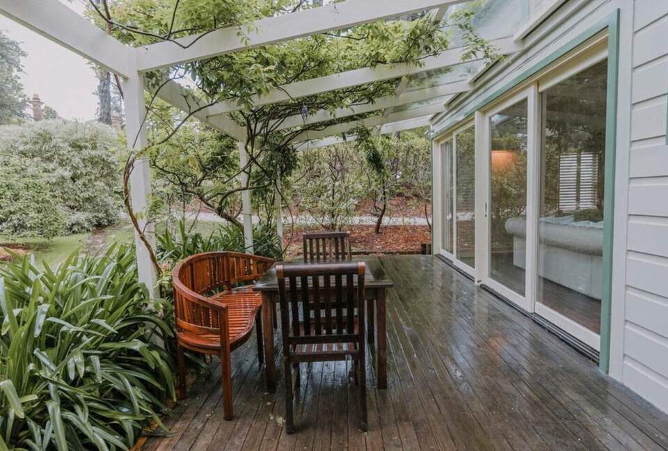 Carramar Coach House, Blue Mountains National Park - Wentworth Falls, Australia