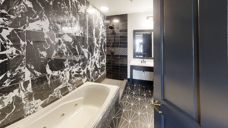 Snowshoe Mountain Ski-In/Ski-Out Escape - Dunmore, West Virginia