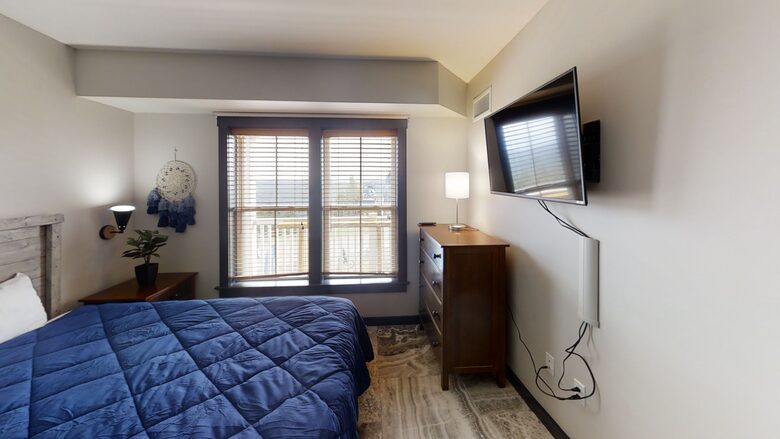 Snowshoe Mountain Ski-In/Ski-Out Escape - Dunmore, West Virginia