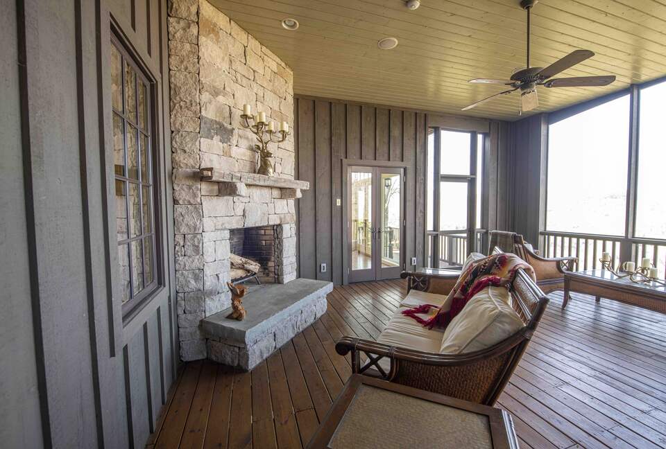 Stunning Mountain Home with Spectacular Views - Lake Toxaway, North Carolina