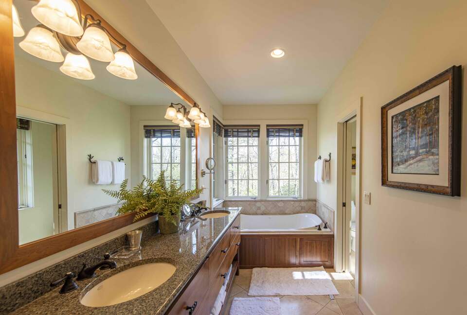 Stunning Mountain Home with Spectacular Views - Lake Toxaway, North Carolina