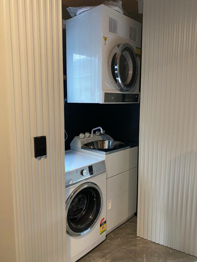 Queenstown home with stunning views and space for the family - Queenstown, New Zealand