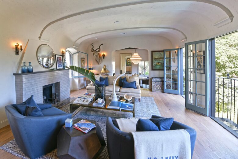 Stunning Hollywood Hills Oasis - Los Angeles, California