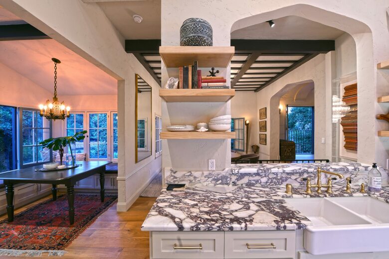 Stunning Hollywood Hills Oasis - Los Angeles, California