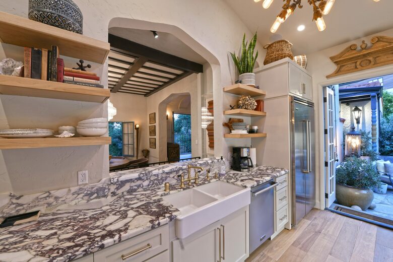 Stunning Hollywood Hills Oasis - Los Angeles, California