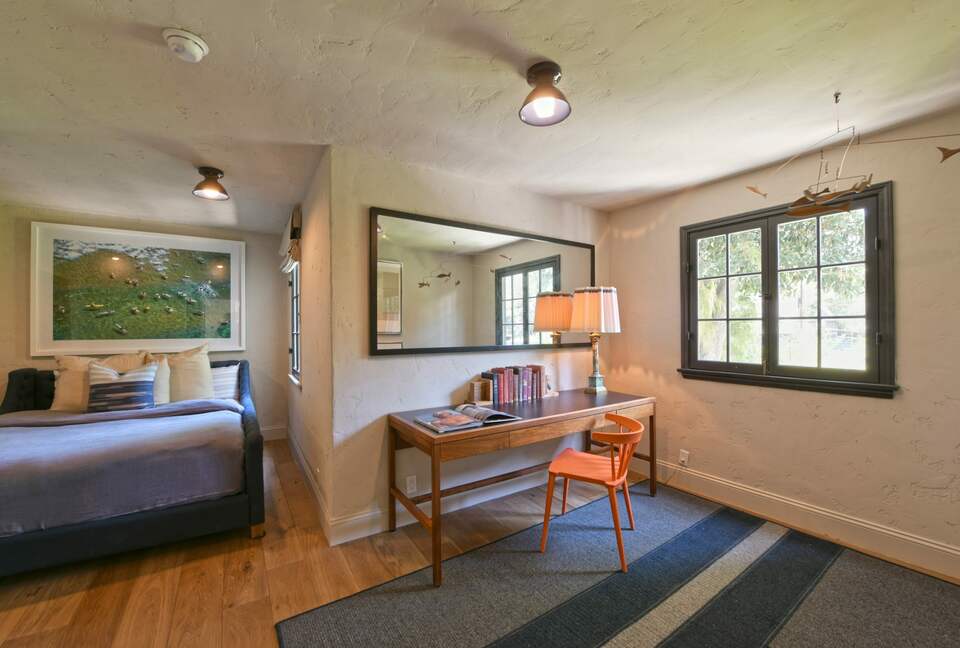 Stunning Hollywood Hills Oasis - Los Angeles, California