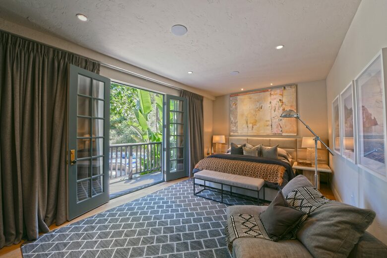 Stunning Hollywood Hills Oasis - Los Angeles, California